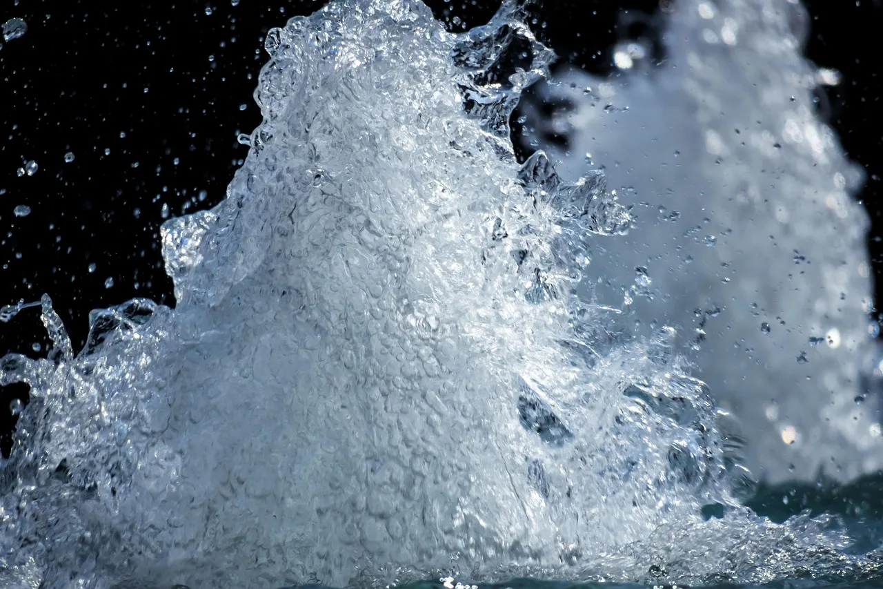 fountain, gush, splash, refreshing, lapping, rush, pressure, water pressure, power, nature, wild, untamed, overpressure, drops, water. New vs used mobile detailing equipment, priced out